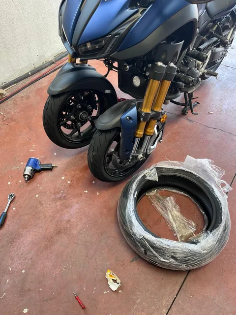 Akman Motor Sivas atölyesinde motosiklet servis ve bakım çalışması 06