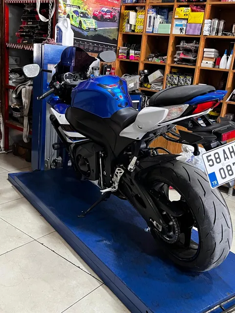 Akman Motor Sivas atölyesinde motosiklet servis ve bakım çalışması 83